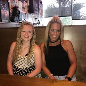 Meet your Posher, Falon